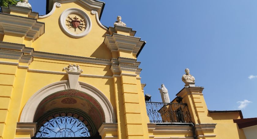 Jarosławscy Dominikanie proszą o kontakt osoby skrzywdzone przez o. Pawła M. 