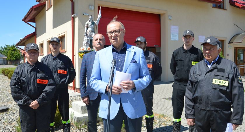 Jeżeli projekt ustawy przejdzie, 60 proc. jednostek OSP zniknie - mówi poseł Mieczysław Kasprzak