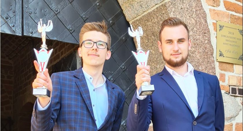  Finaliści Olimpiady Wiedzy Historycznej