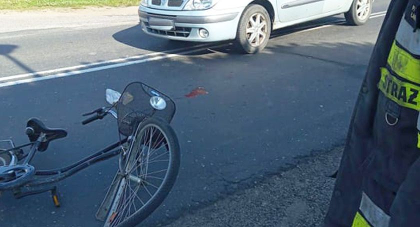 Potrącenie rowerzysty. 87-latek trafił do szpitala