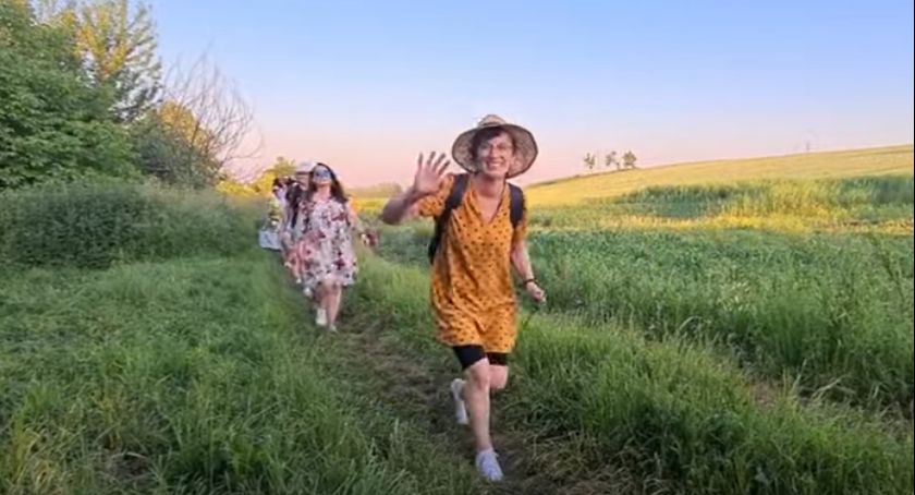 Nauczyciele OSW nagrali piosenkę dla uczniów. POSŁUCHAJ!
