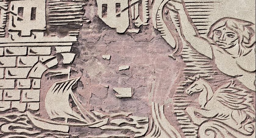 Wyjątkowe sgraffito woła o ratunek. Czy to unikatowe dzieło zniknie bezpowrotnie? 