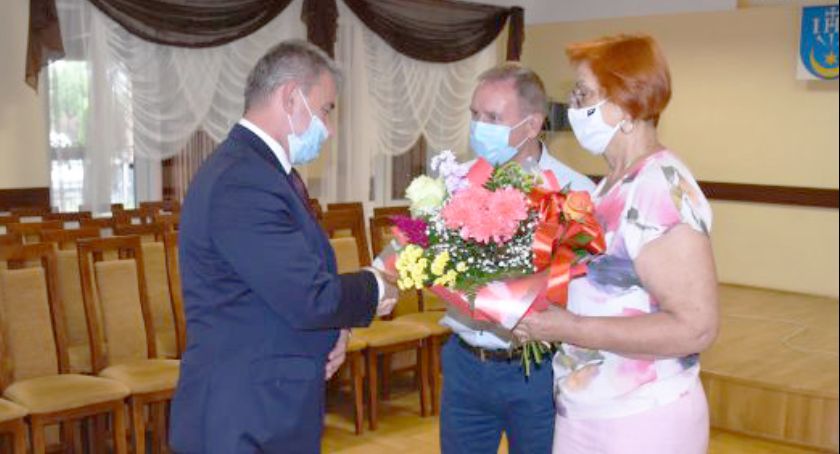 Jednogłośne wotum  zaufania dla wójta Mariusza Renia