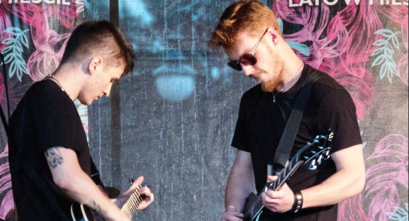 Letnie Muzykowanie na Skwerze Kultury 