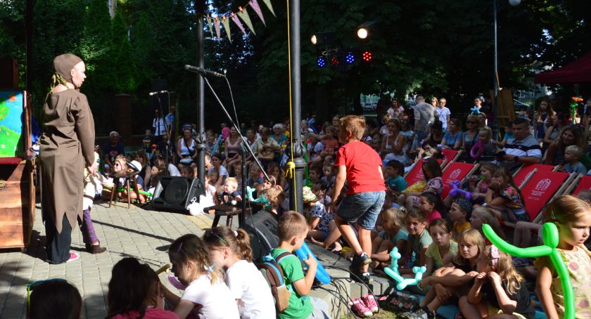 Letnie Teatralia „Pod chmurką” dla dzieci i nie tylko!