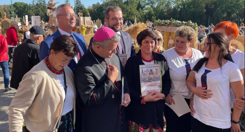 Wzięli udział w ogólnopolskich dożynkach