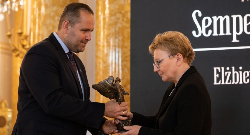 Elżbieta Rusinko odebrała nagrodę „Semper Fidelis” na Zamku Królewskim w Warszawie