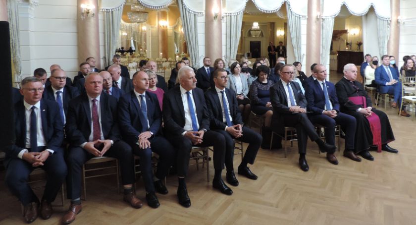 Nagrody starosty dla nauczycieli