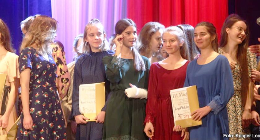 Laureaci zaśpiewali dla strzegących granic. Ogólnopolski Festiwal Piosenki Ojczystej im. Michała Zielińskiego „Serce w plecaku” 2021     