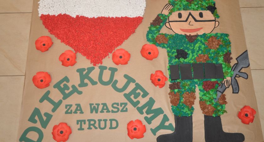 Przedszkolaki z Akademii Uśmiechu dla żołnierzy i pograniczników 
