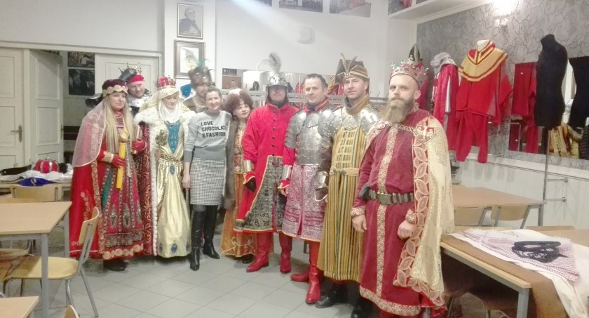 Królowie ubierają się u Barbary 