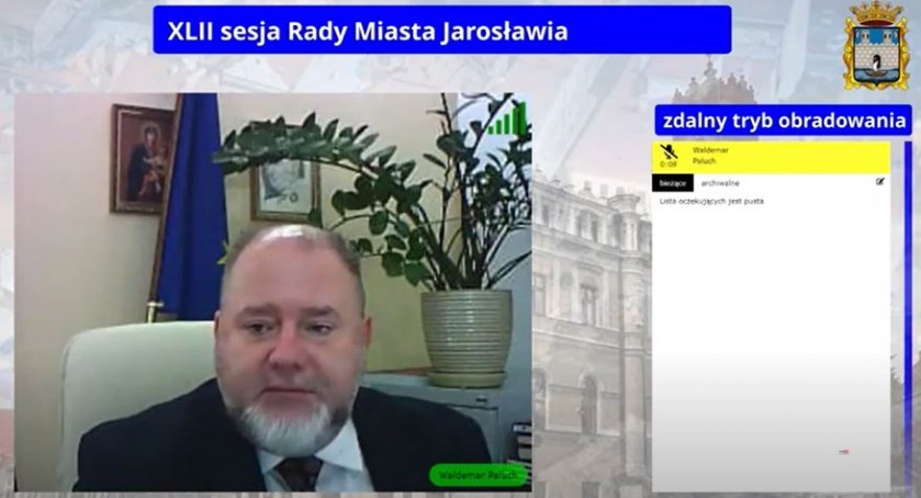 Miasto coraz bardziej się zadłuża