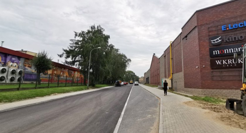 Pobili 20-latka w okolicy galerii handlowej