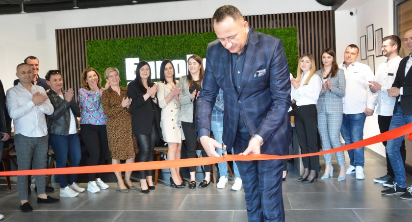 Nowy Salon Okien i Drzwi PCV i AL firmy Eurobud Grupa już otwarty