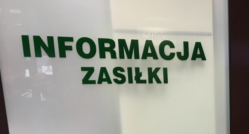 Tata na macierzyńskim. Kiedy zasiłek dla ojca?
