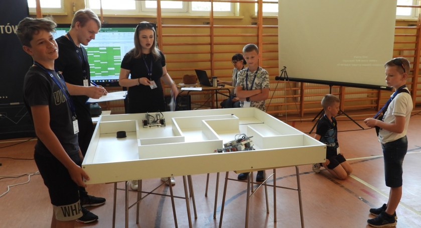 V Jarosławski Konkurs Budowy i Programowania Robotów – Mój Robot 2022 w SP 7