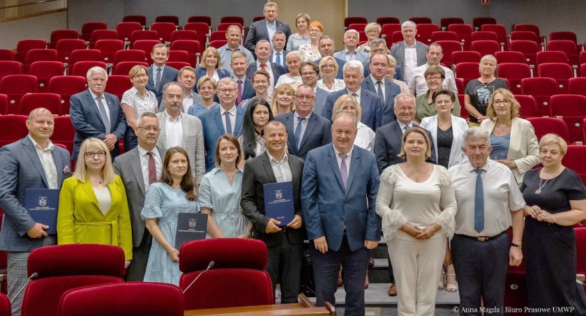 Otrzymali pieniądze na drogi dojazdowe do pól