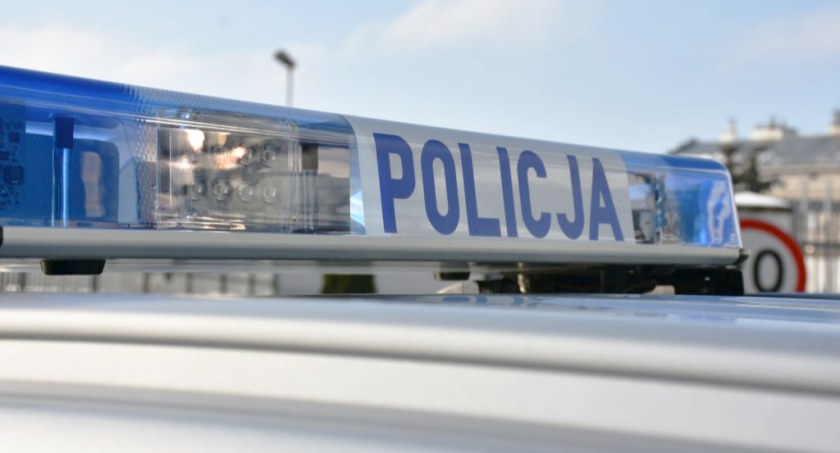 Czterech nastolatków pobiło starszego mężczyznę w altanie śmietnikowej