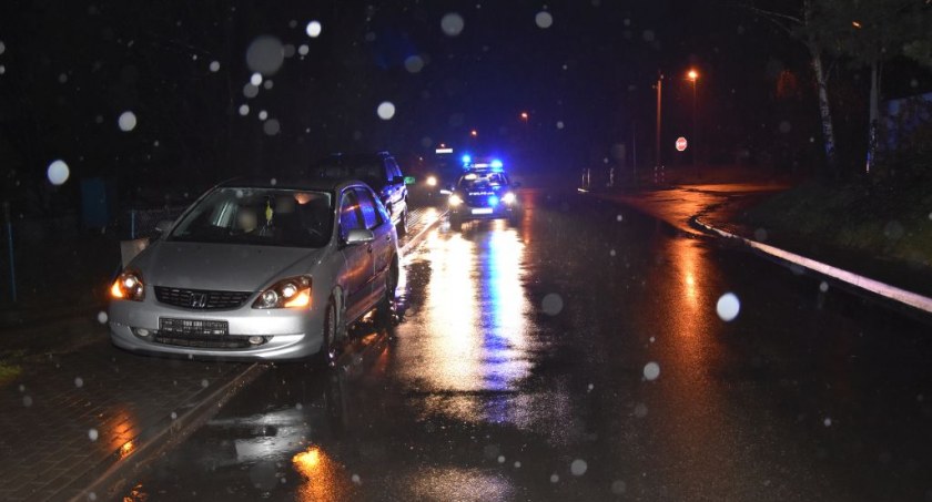 Potrącenie pieszej na skrzyżowaniu w Jarosławiu. Policja apeluje o ostrożność
