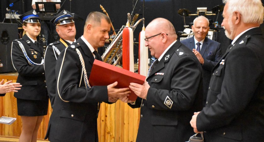 Dariusz Dudek dyryguje orkiestrą OSP w Sieteszy już 30 lat (ZDJĘCIA) 