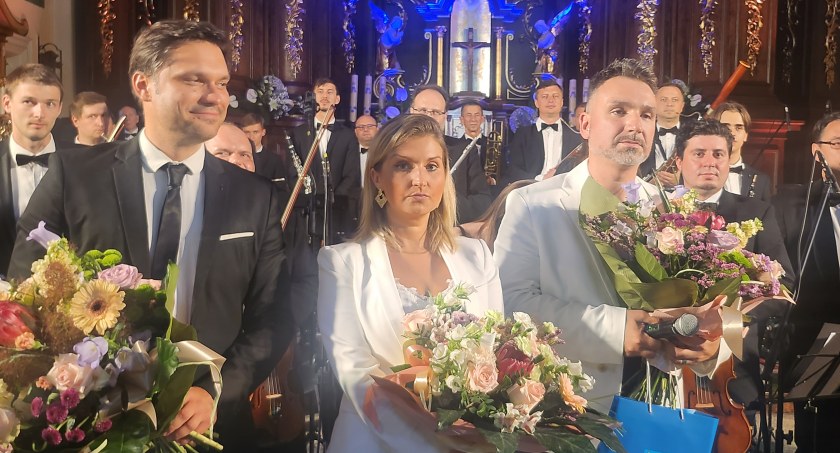 Koncert w Sieniawie poświęcony św. Janowi Pawłowi II cieszył się dużym powodzeniem