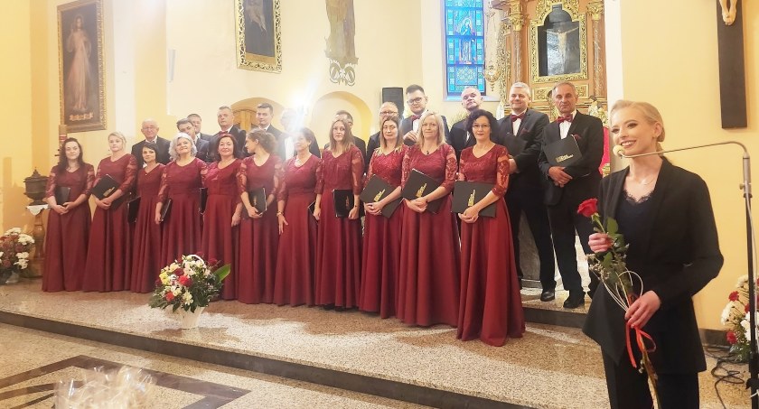 Chór DEO CANTAMUS z Tuczemp obchodził jubileusz 10-lecia działalności  