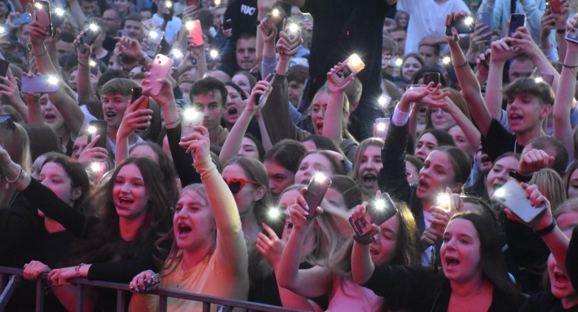 Trwają Dni Kańczugi. Dziś gwiazdą wieczoru jest grupa Piękni i Młodzi (ZDJĘCIA) 