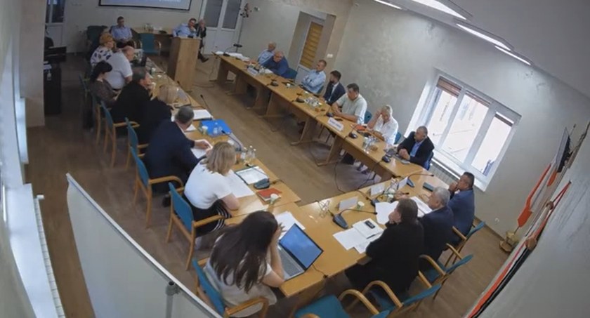 Wstyd, autorytaryzm, gorzej niż za komuny –  mocne słowa na sesji absolutoryjnej w gminie Radymno 
