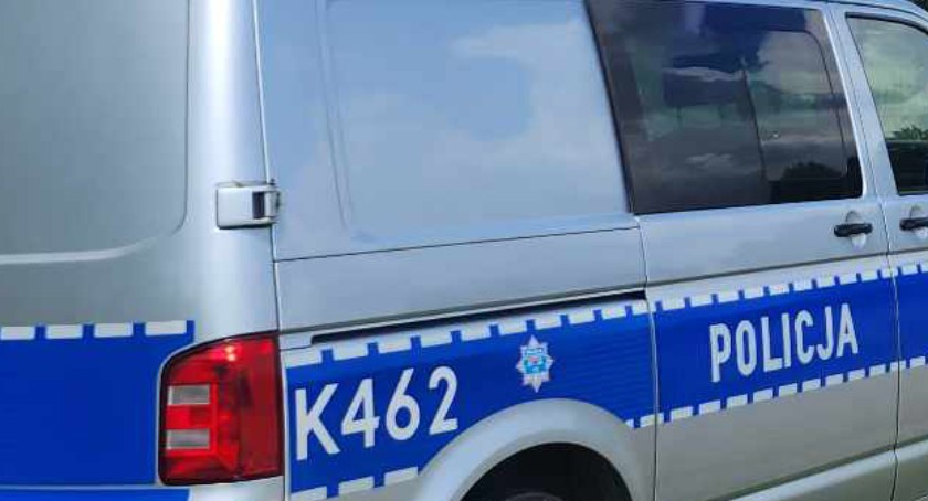 40-latek poinformował, że żona awanturuje się i chodzi po domu z nożem