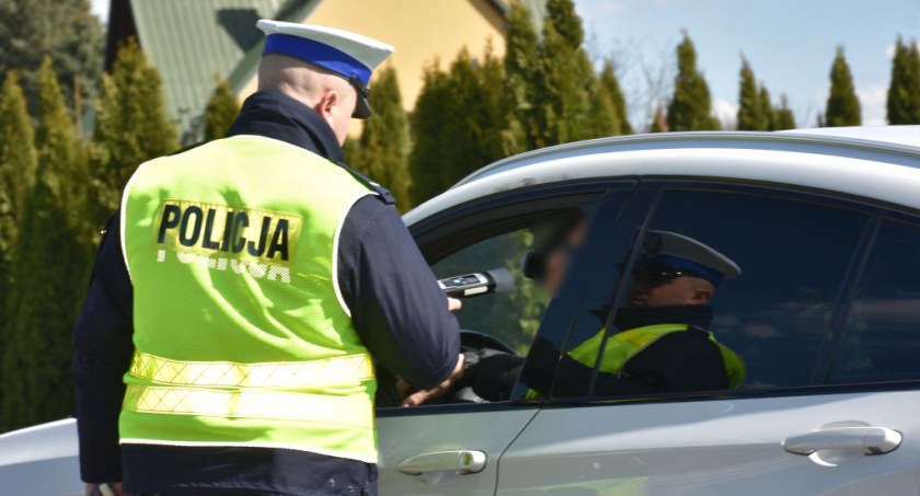 Pijany kierowca został zatrzymany dzięki reakcji świadka 