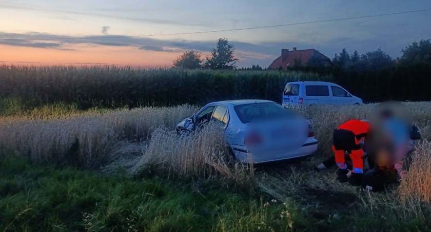 Zderzenie dwóch samochodów w Rozborzu