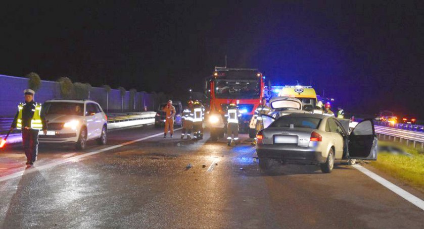 W czołowym zderzeniu aut na A4 w okolicach Pawłosiowa zginął 42-latek. 86-latek jechał pod prąd 