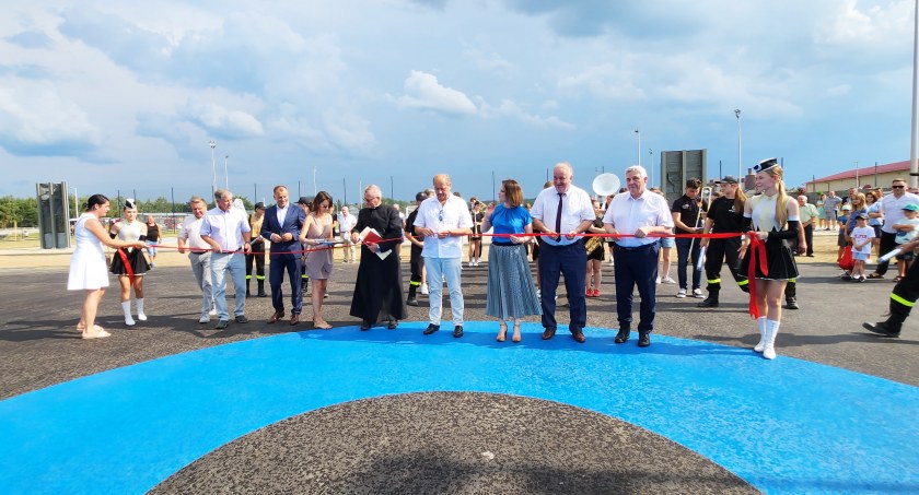 Stadion, skate park i ścianka wspinaczkowa. Wczoraj odbyło się oficjalne przekazanie obiektu