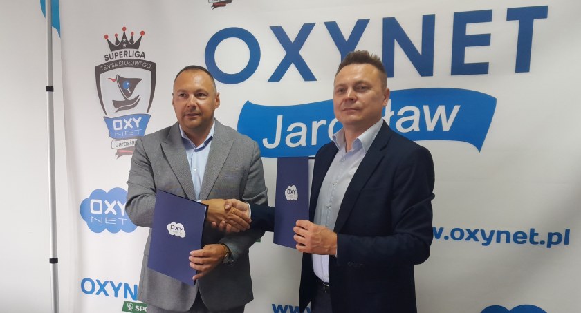 Oxynet pozostaje sponsorem tytularnym tenisistów stołowych z Jarosławia. Prezes Kamil Dziukiewicz zapowiada walkę o medal LOTTO Superligi 