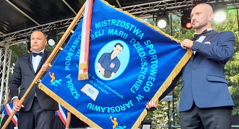 Izabela Dzieduszycka patronką Szkoły Podstawowej Mistrzostwa Sportowego w Jarosławiu (ZDJĘCIA, WIDEO)
