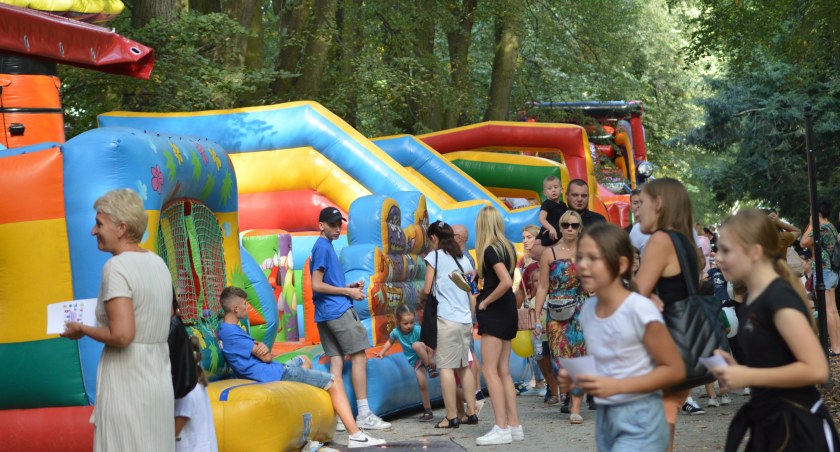 Piknik Rodzinny w Parku Miejskim w Jarosławiu trwa 