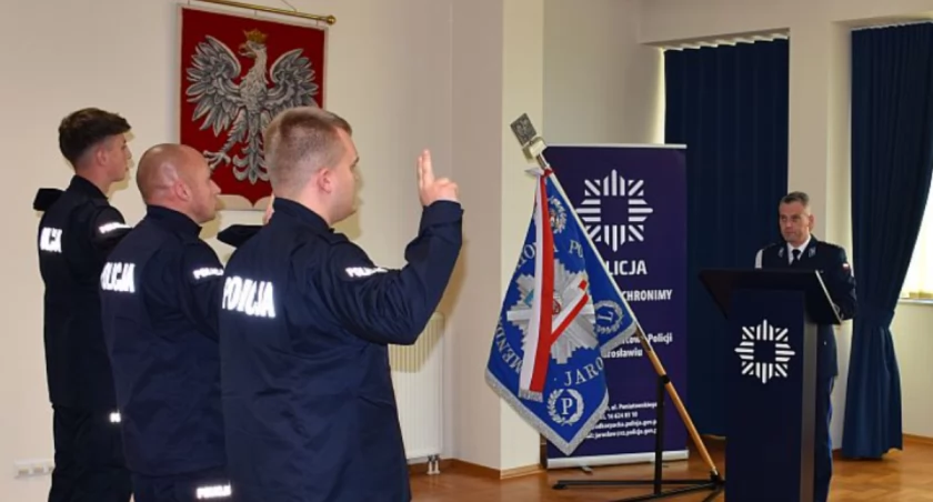 Nowo przyjęci jarosławscy policjanci złożyli ślubowanie 