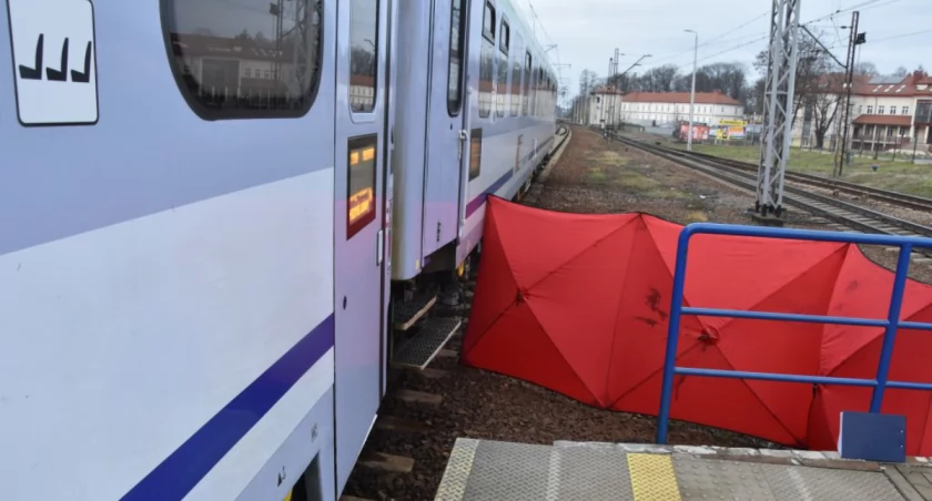 Śmiertelne potrącenie przez pociąg na dworcu PKP w Jarosławiu