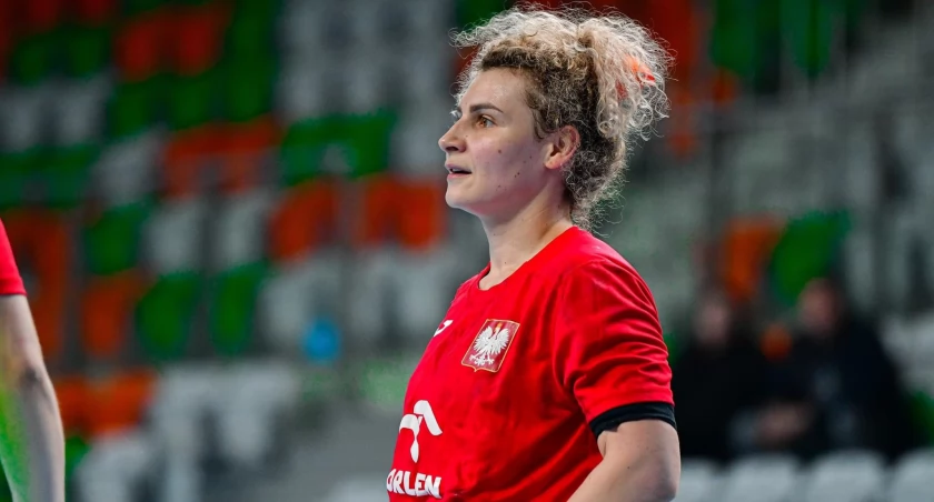 Polki walczą o awans na Mistrzostwa Europy 2024. W drużynie jest Sylwia Matuszczyk z Handballu JKS