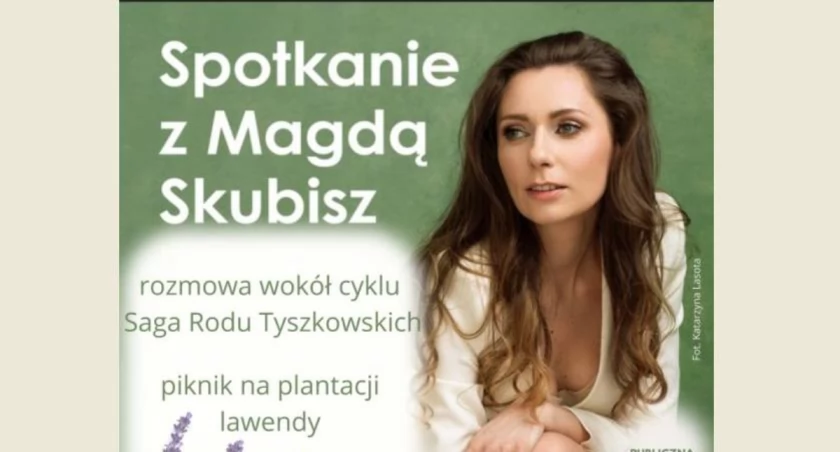 Spotkanie z przemyską pisarką Magdą Skubisz na plantacji lawendy w Węgierce