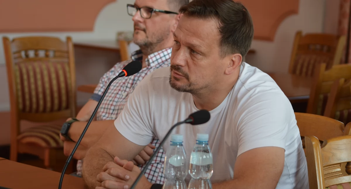Dlaczego Handball JKS wycofał się z Superligi? W ratuszu rozmawiano o faktach i mitach 