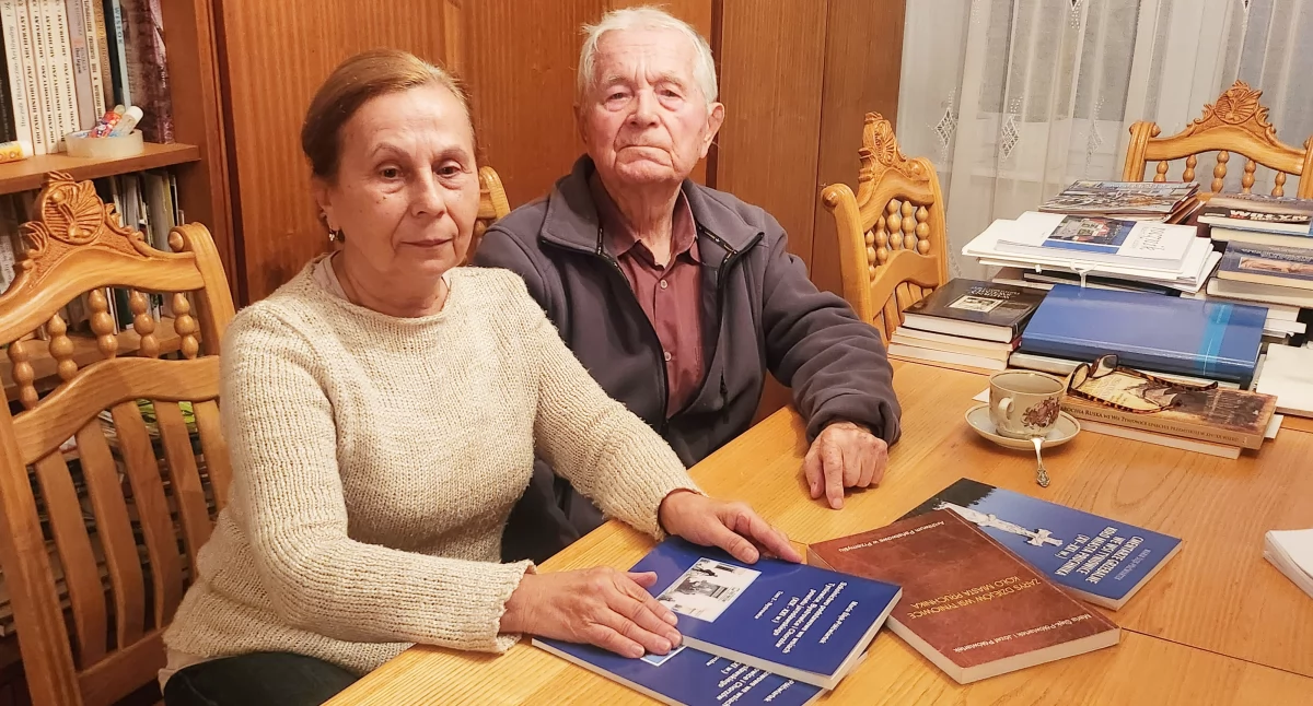 Maria Ślęk-Półćwiartek. Pokochała Tyniowice i szkołę. W swoich książkach oddaje im hołd. Dzięki jej książkom przetrwają dzieje tej ziemi