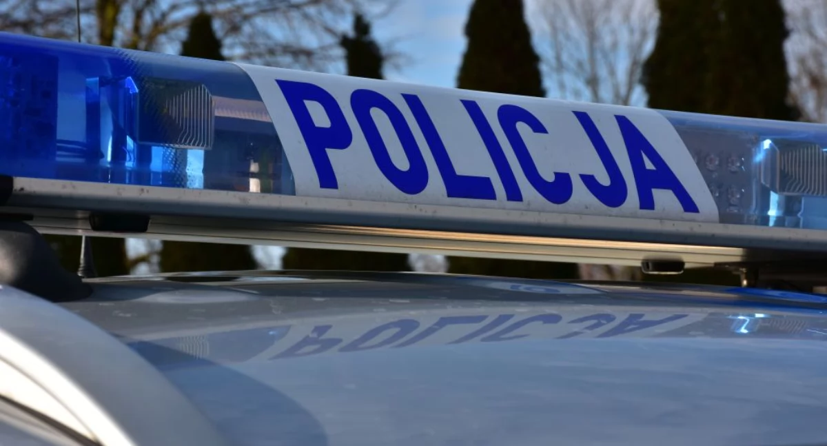 Pijany 35-latek bez uprawnień kierował pojazdem. W Makowisku zatrzymał go policjant, który po służbie wracał do domu
