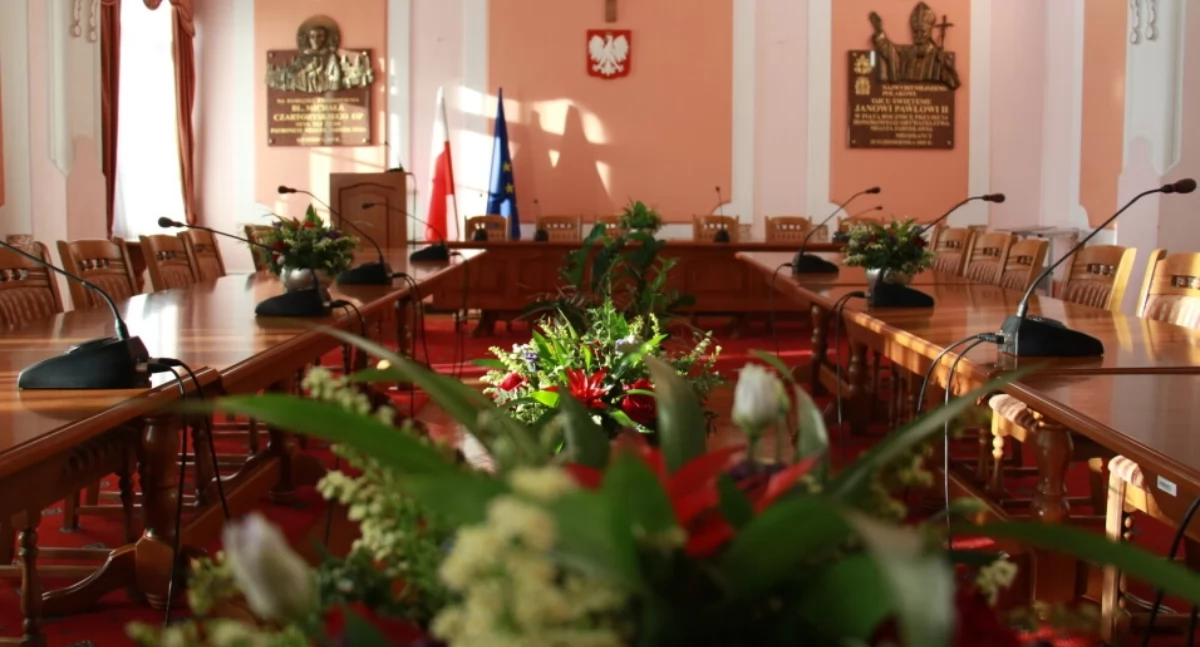 Bakterie coli w wodzie z miejskiej sieci tematem dzisiejszej sesji nadzwyczajnej Rady Miasta Jarosławia 