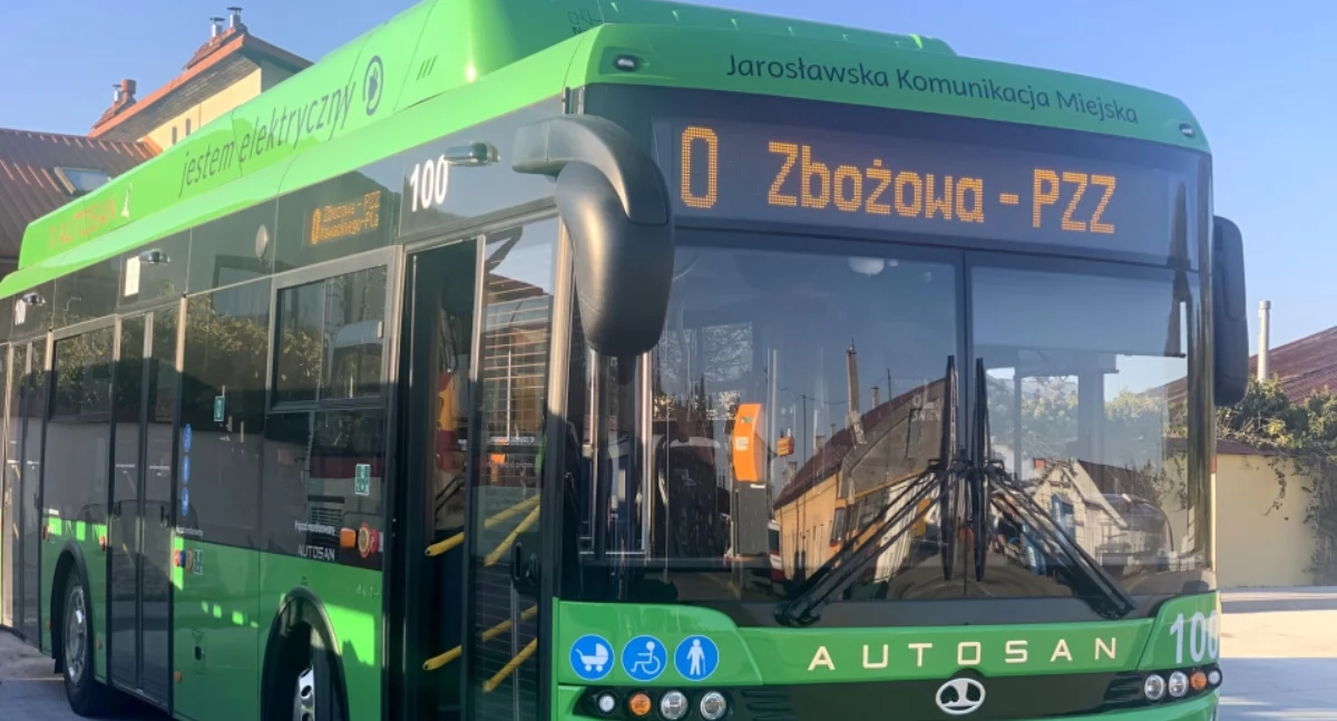 Komunikacja miejska w Jarosławiu w dniach 1-3 listopada będzie bezpłatna dla wszystkich. Uruchomiona zostanie także dodatkowa linia specjalna