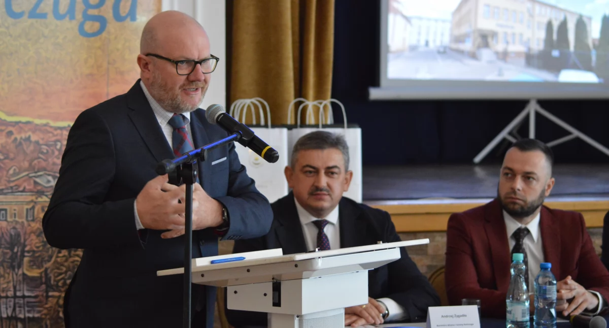 O bezpieczeństwie i migracji rozmawiał wiceminister dr Maciej Duszczyk w Kańczudze i Przeworsku