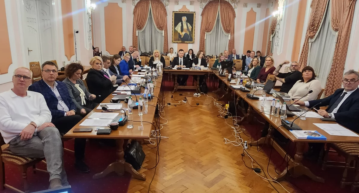 Zapowiada się gorąca dyskusja. Radni debatują dziś nad przyjęciem uchwały intencyjnej o połączeniu JOKiS i Centrum Kultury i Promocji w Jarosławiu