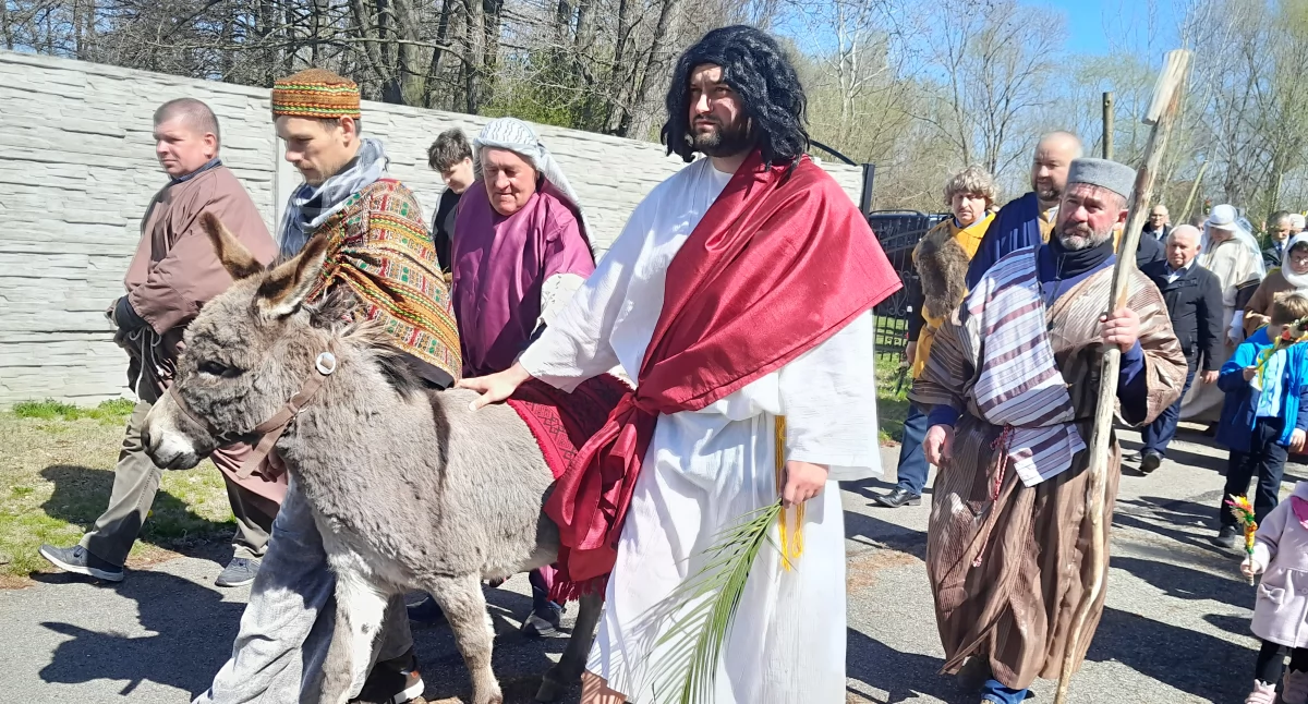 Niedziela Palmowa w Skołoszowie (ZDJĘCIA, WIDEO)