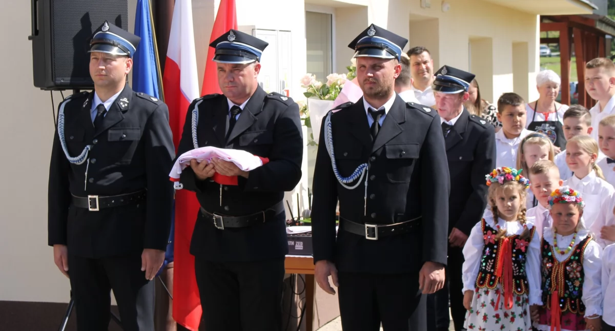 Otwarcie nowej remizy OSP w Zamiechowie (ZDJĘCIA)