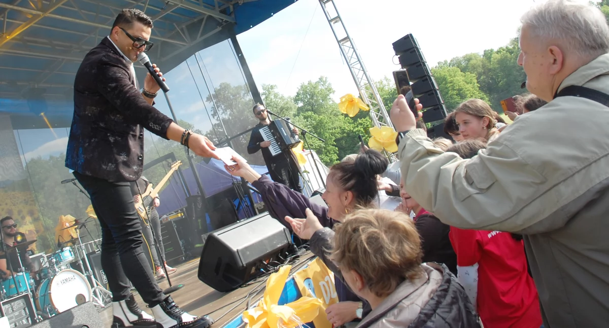Dzień Dobra w Sieniawie obchodzony był hucznie i atrakcyjnie. Zakończył go koncert Kordiana